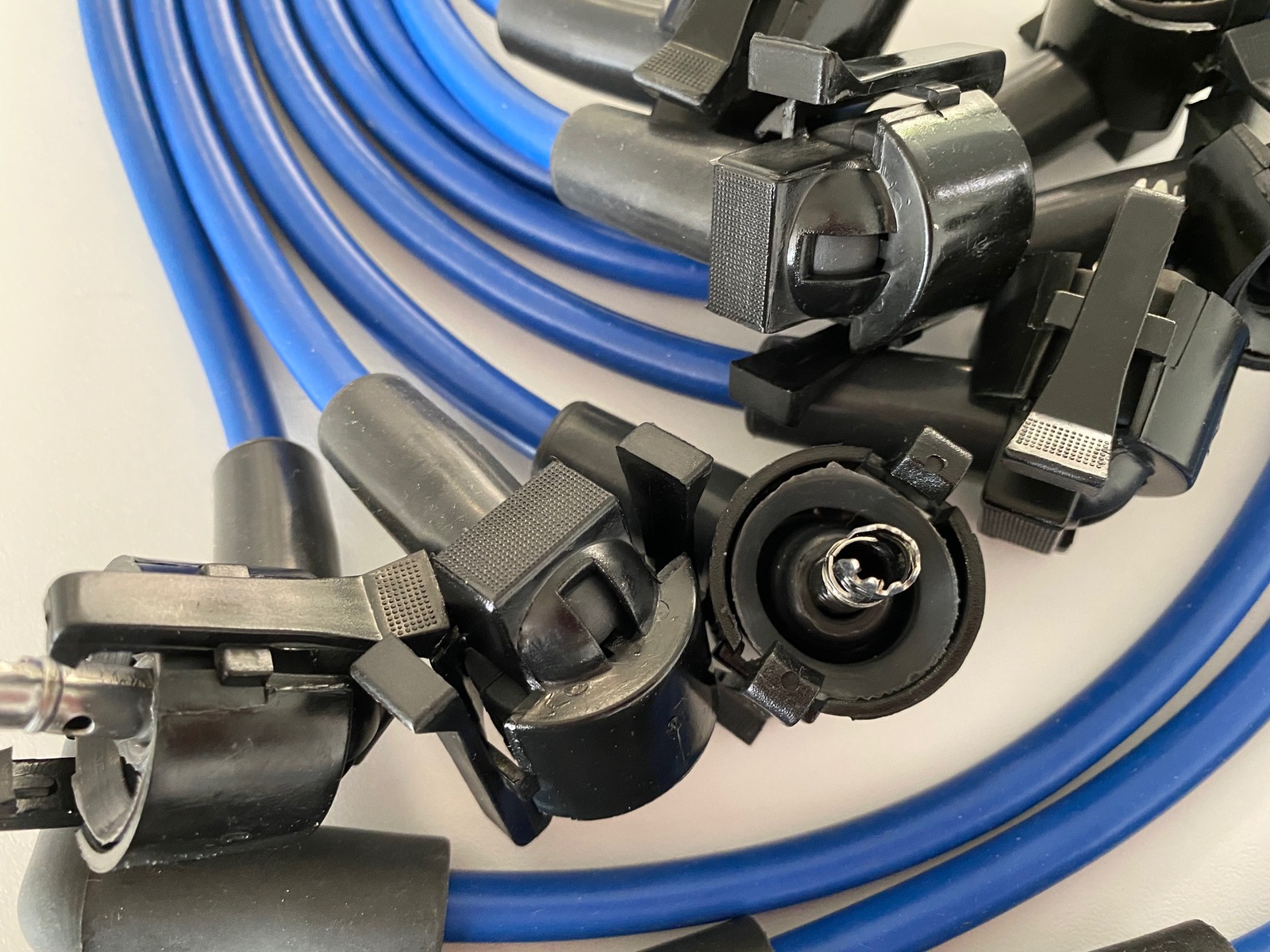 Splitfire Twin Core 8mm Ignition Spark Plug Leads Wires Falcon AU V8 splitfire-twin-core-8mm-ignition-spark-plug-leads-wires-falcon-au-v8