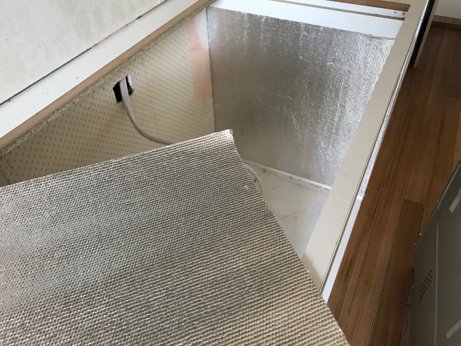 KOOLWRAP Kitchen Oven Cavity Insulation Kit, Self Adhesive, 2 Sheets ...